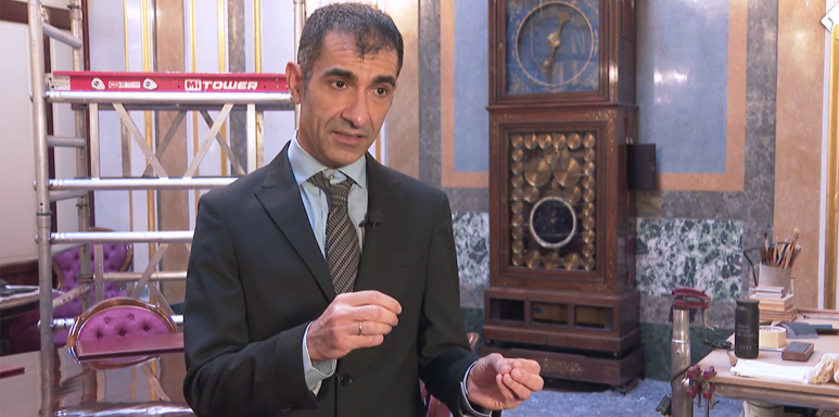 El jefe del Departamento de Patrimonio del Congreos explica los procesos de conservación